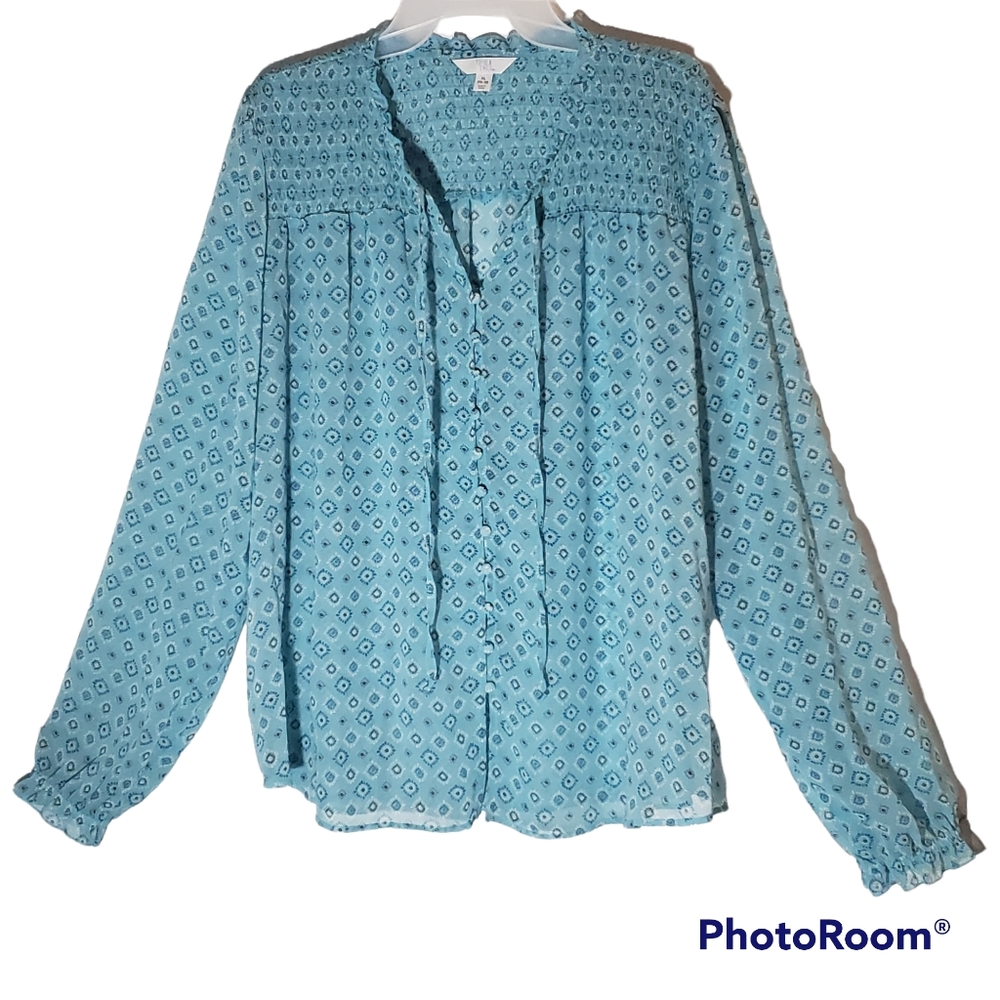 Time&Tru women's XL sheer geometric print button up top. 456